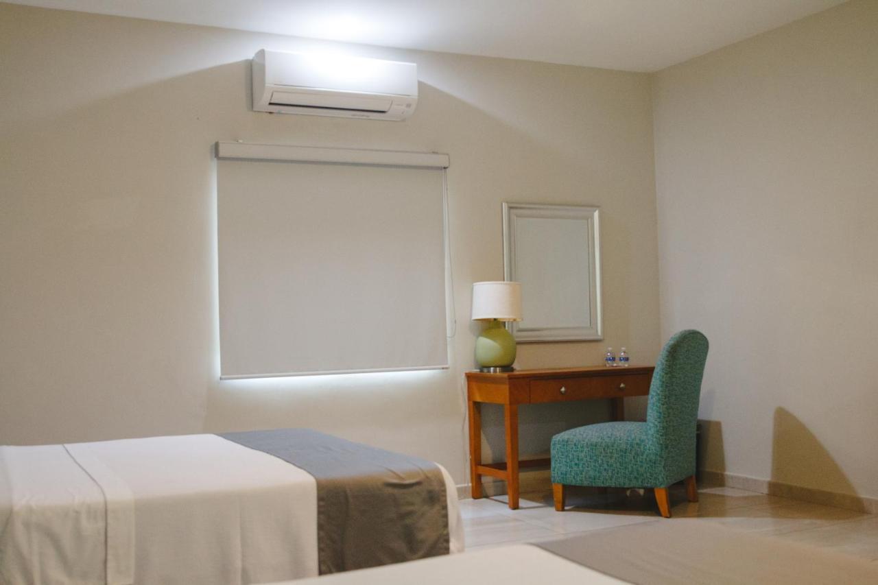 Hotel Maioris Navolato San Pedro  المظهر الخارجي الصورة