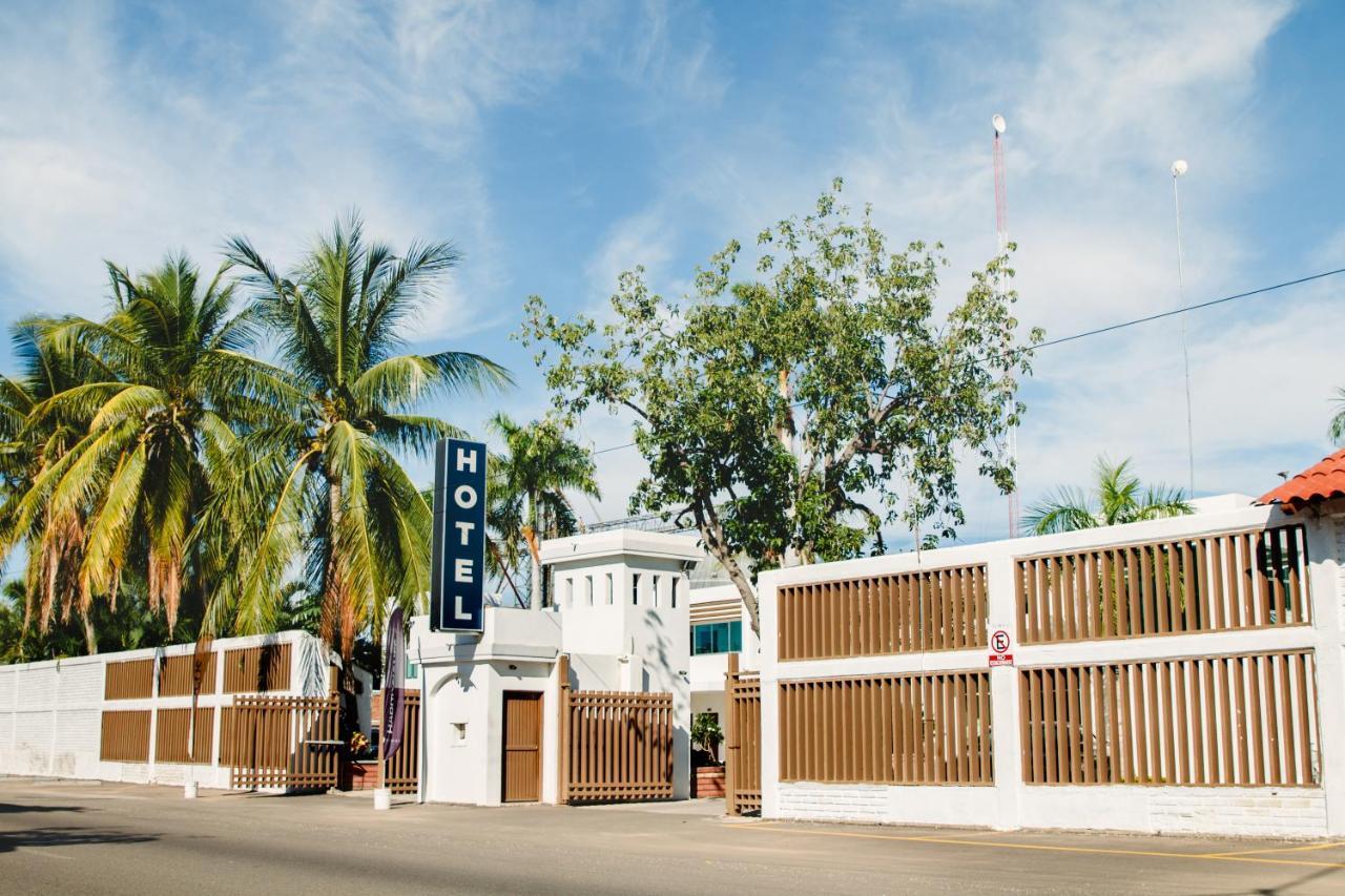 Hotel Maioris Navolato San Pedro  المظهر الخارجي الصورة