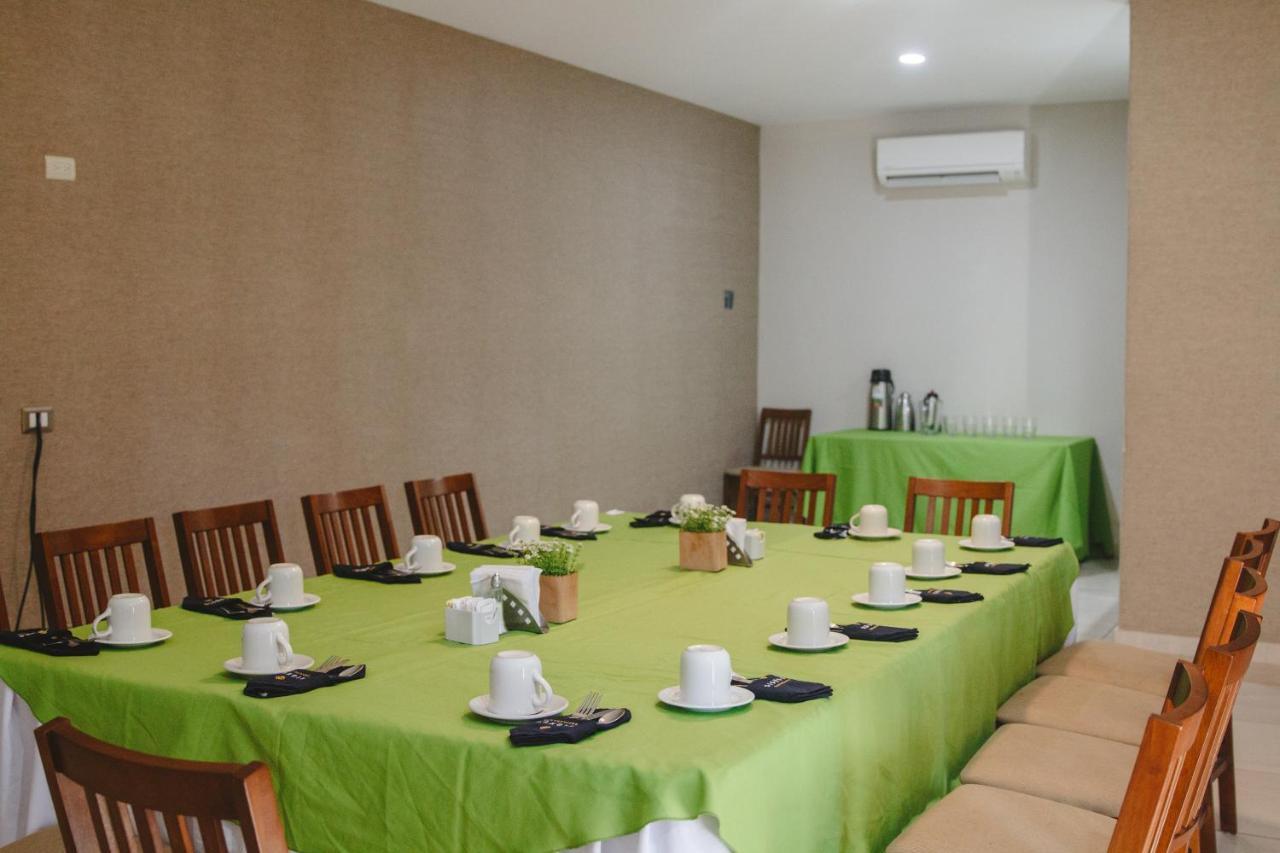 Hotel Maioris Navolato San Pedro  المظهر الخارجي الصورة